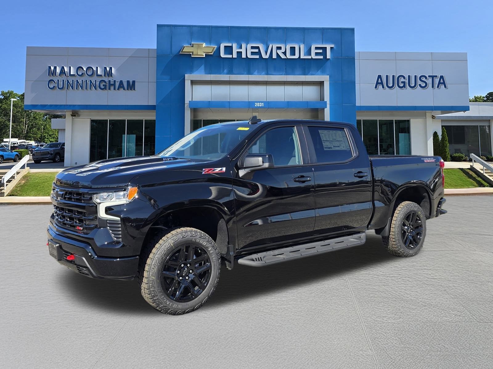 2026 Chevrolet Silverado 1500 LT Trail Boss in Black — front three-quarter view