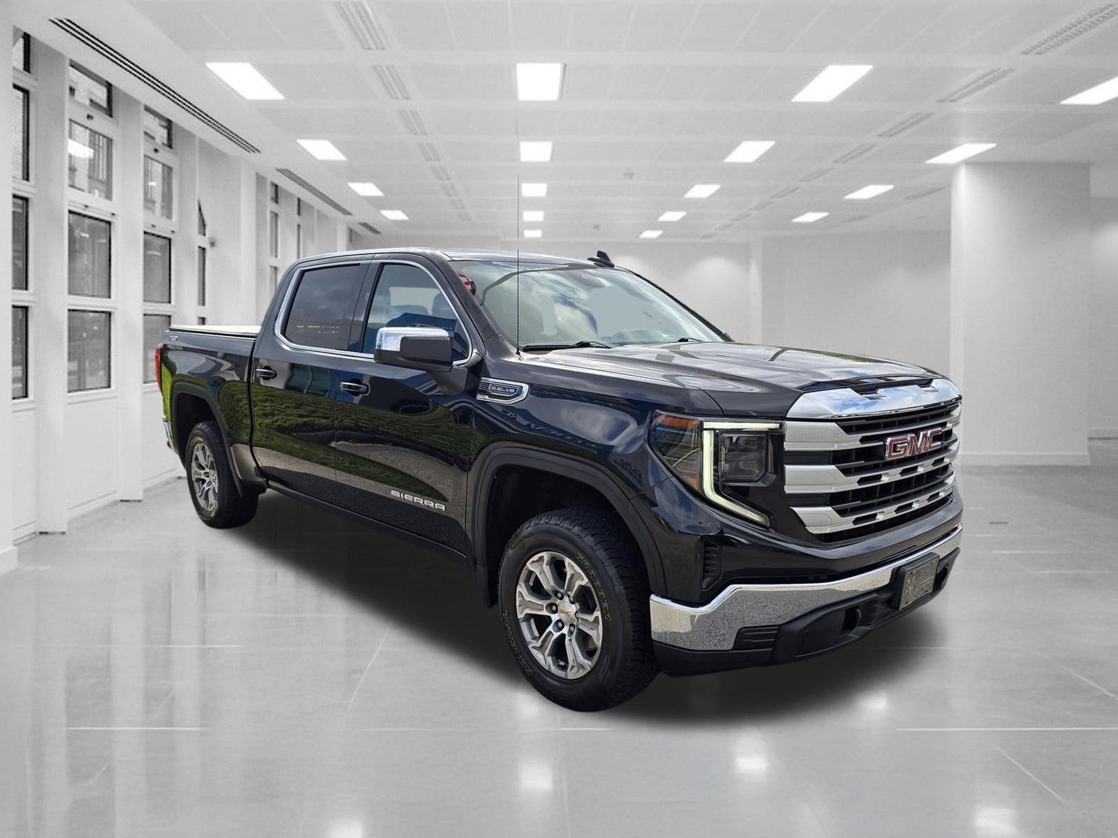 2022 GMC Sierra 1500 — rear three-quarter view