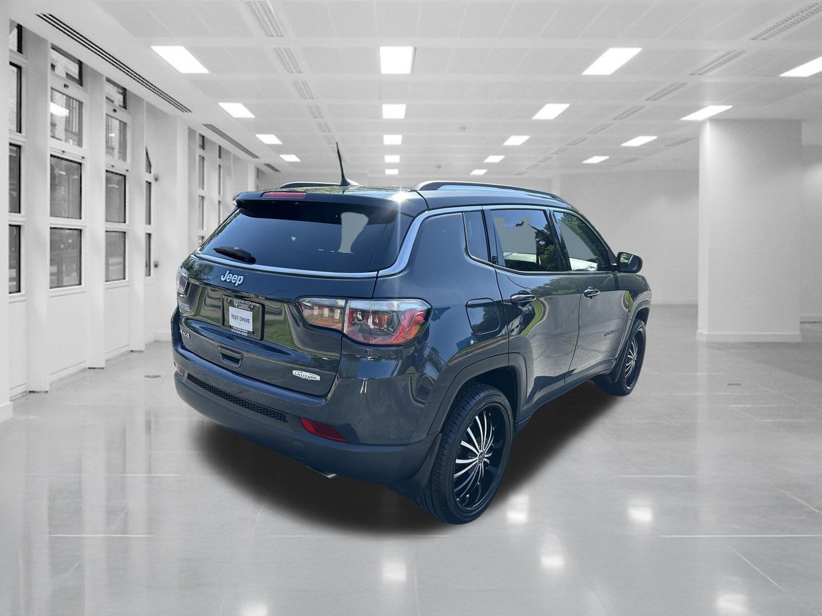 2018 Jeep Compass — detail view