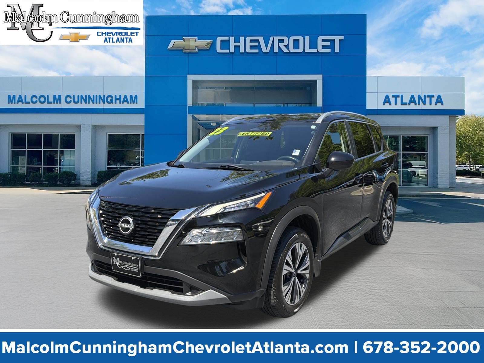 2023 Nissan Rogue SV FWD in Black — front three-quarter view