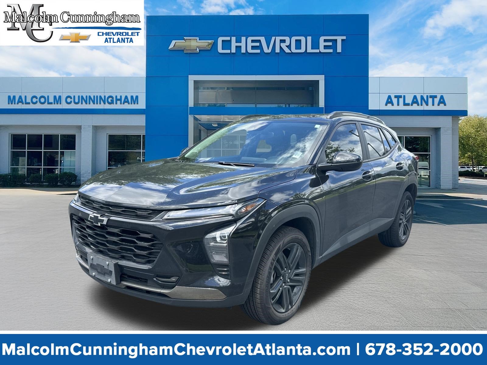 2025 Chevrolet Trax ACTIV in Mosaic Black Metallic — front three-quarter view