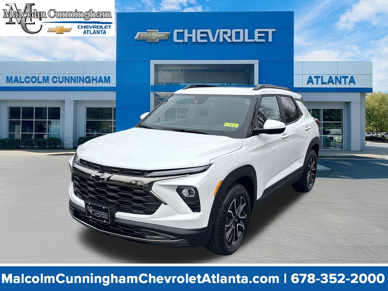 2026 Chevrolet Trailblazer ACTIV in Iridescent Pearl Tricoat — front three-quarter view