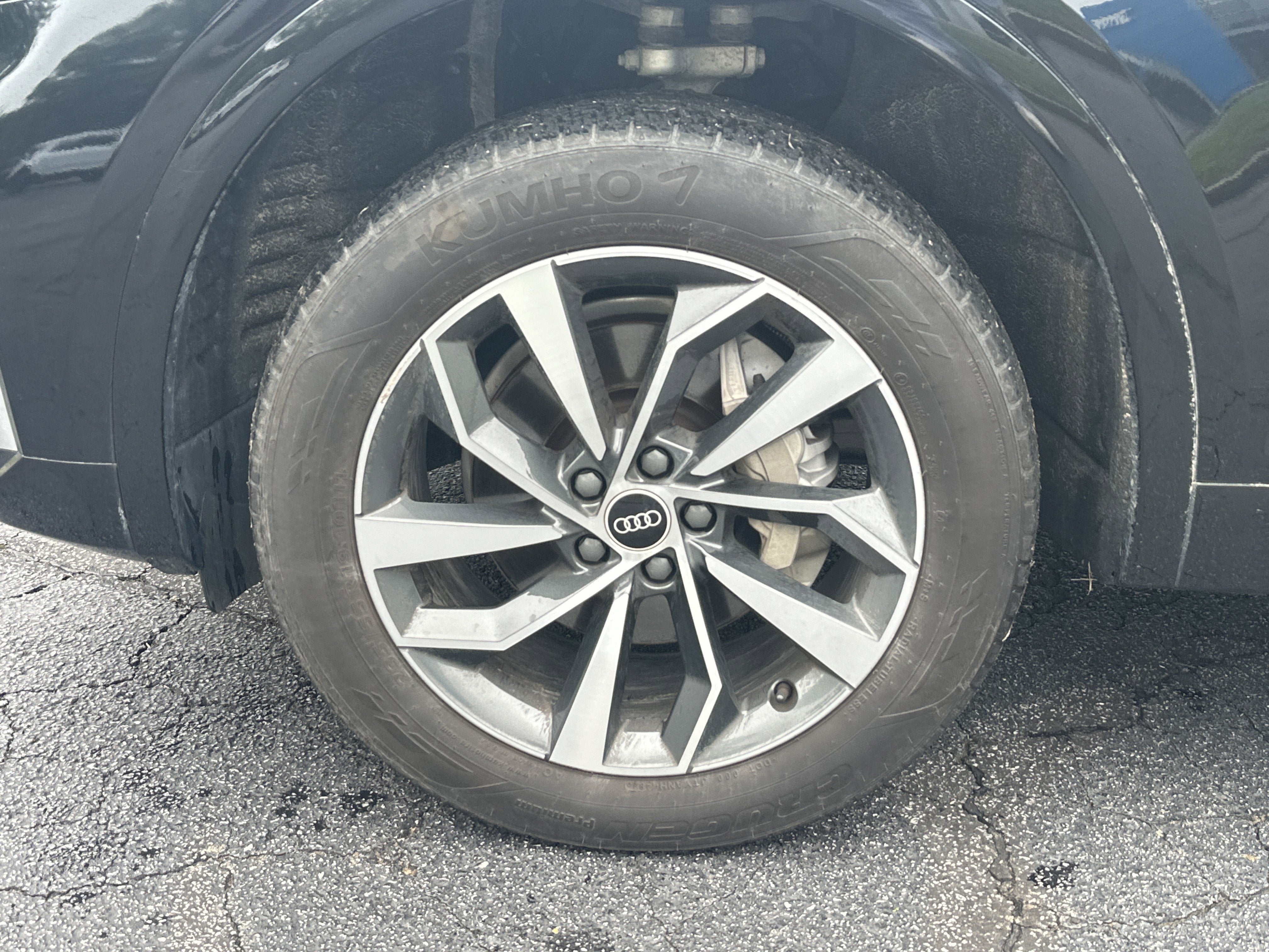2022 Audi Q5 — detail view